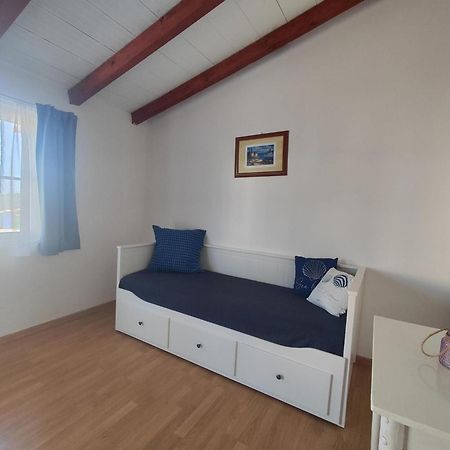 Apartments Sime Лопар Экстерьер фото