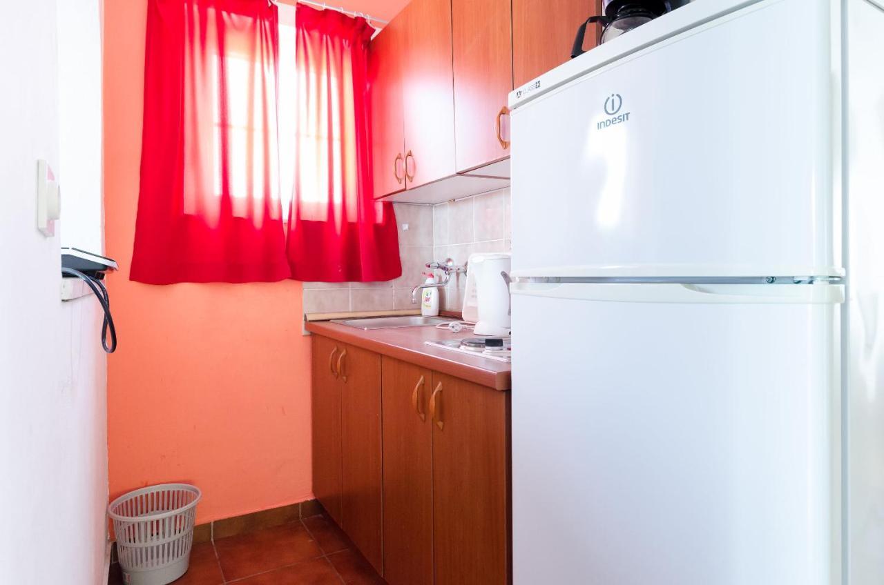 Apartments Sime Лопар Экстерьер фото