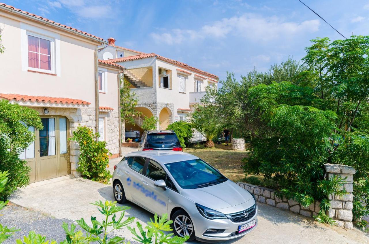 Apartments Sime Лопар Экстерьер фото