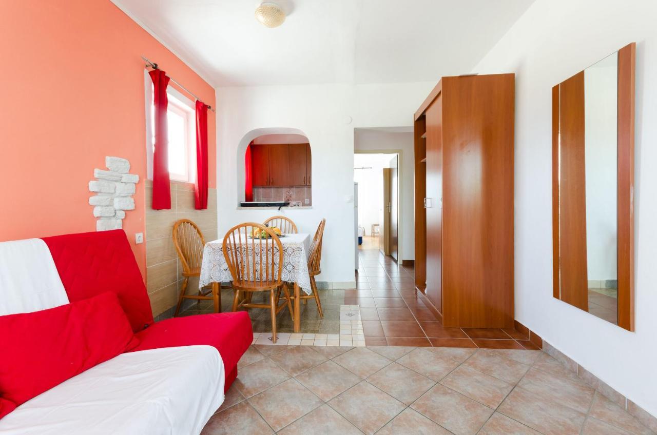 Apartments Sime Лопар Экстерьер фото