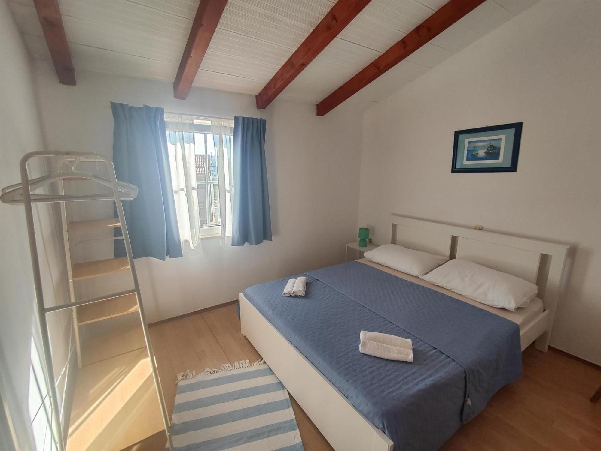 Apartments Sime Лопар Экстерьер фото