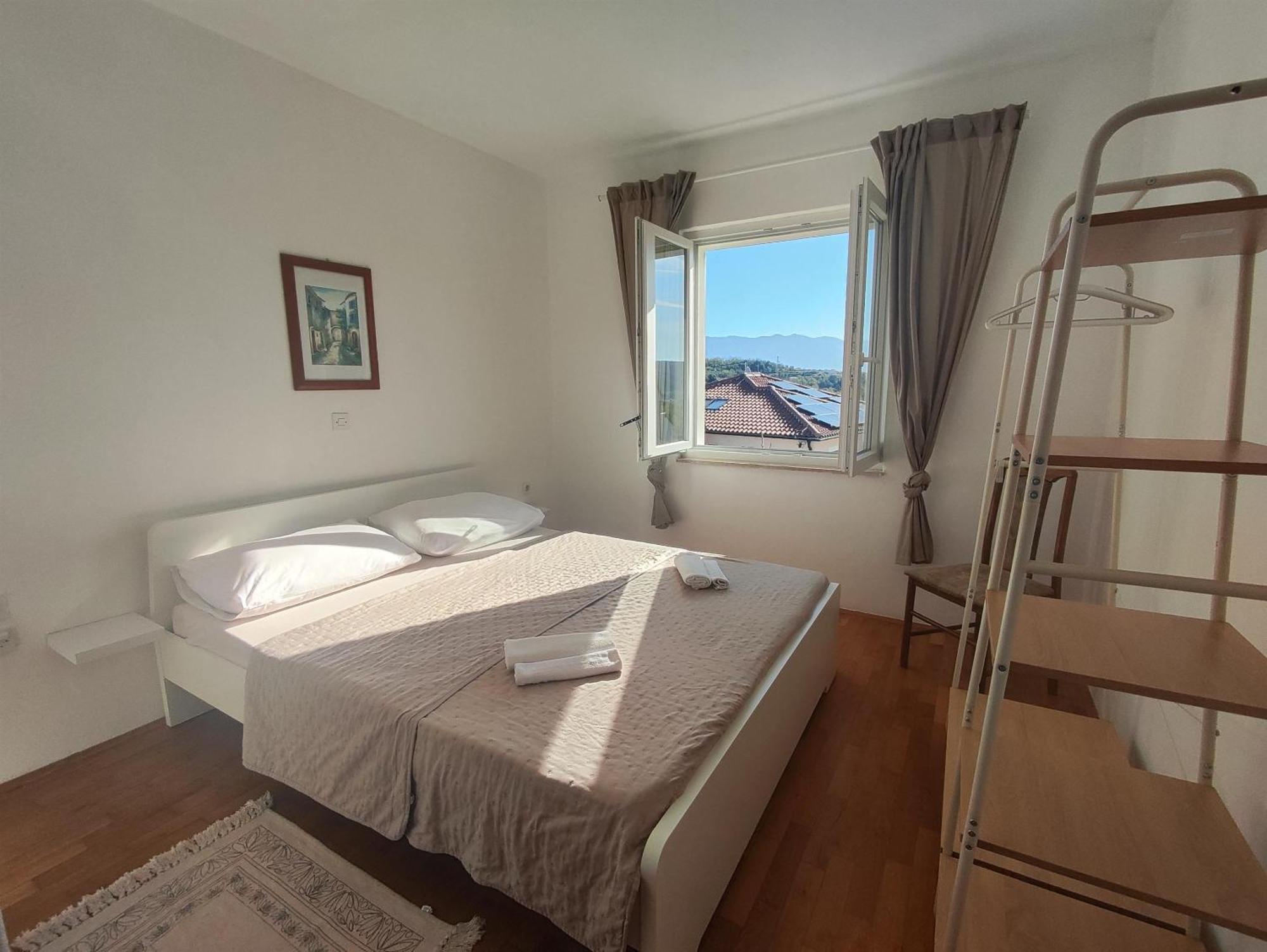 Apartments Sime Лопар Экстерьер фото