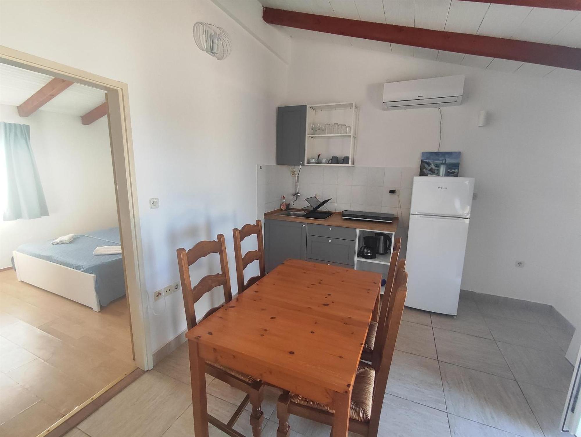 Apartments Sime Лопар Экстерьер фото